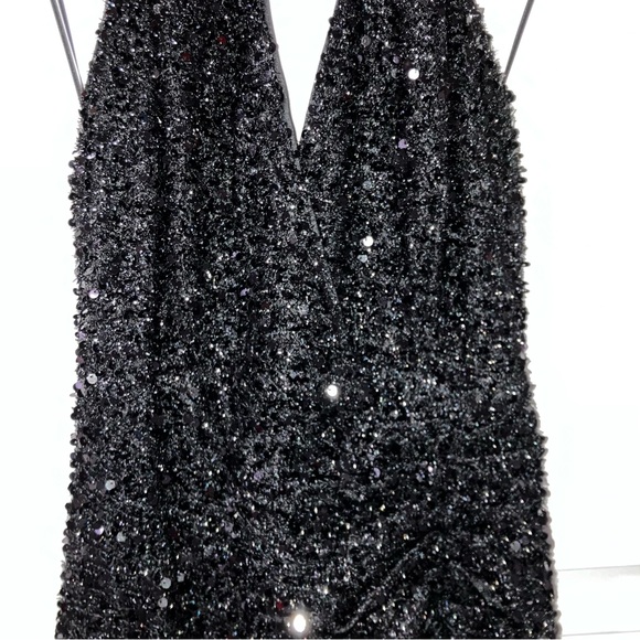 Fashion Nova Sexy Hailie Black Sequin Halter Maxi Dress New Years Eve Medium NWT - Picture 6 of 8